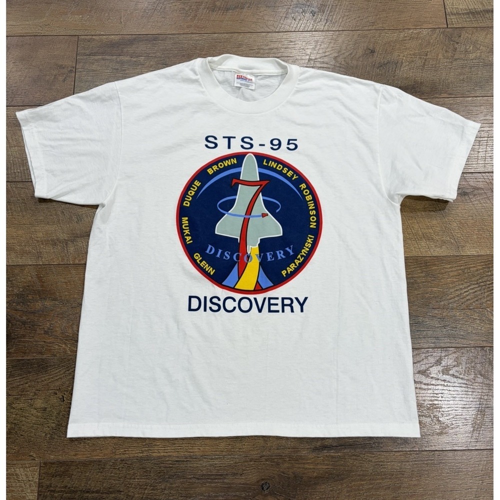 Vintage 90s NASA STS-95 Discovery Rocket Graphic Tee White Large 1998 Space